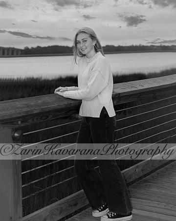 012A8331b&w